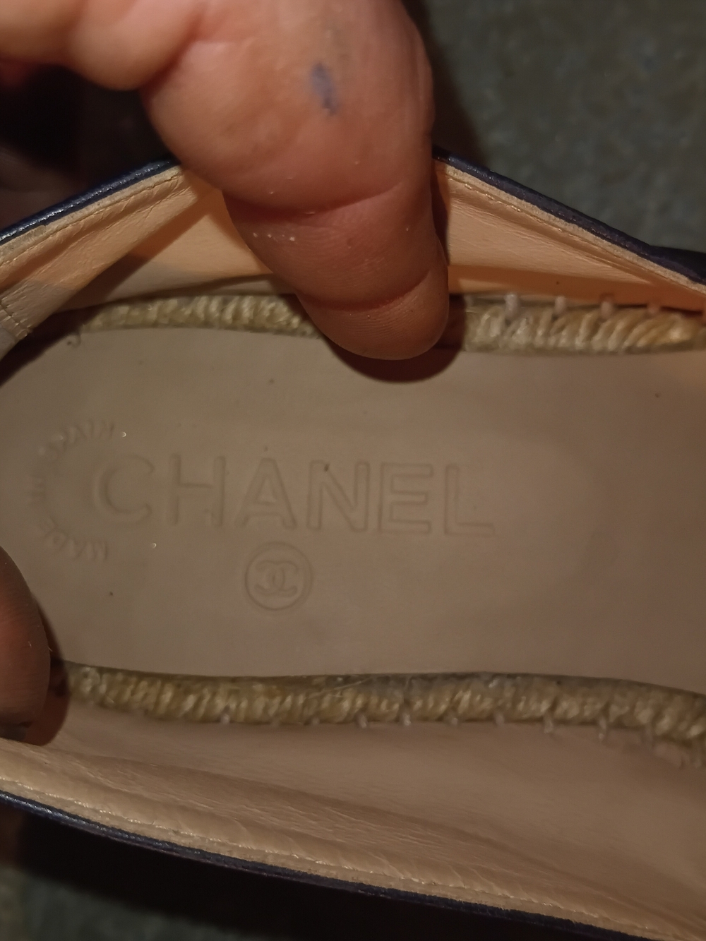 CHANEL Navy Leather Espadrille Flats with Black Cap Toe - Picture 3 of 4